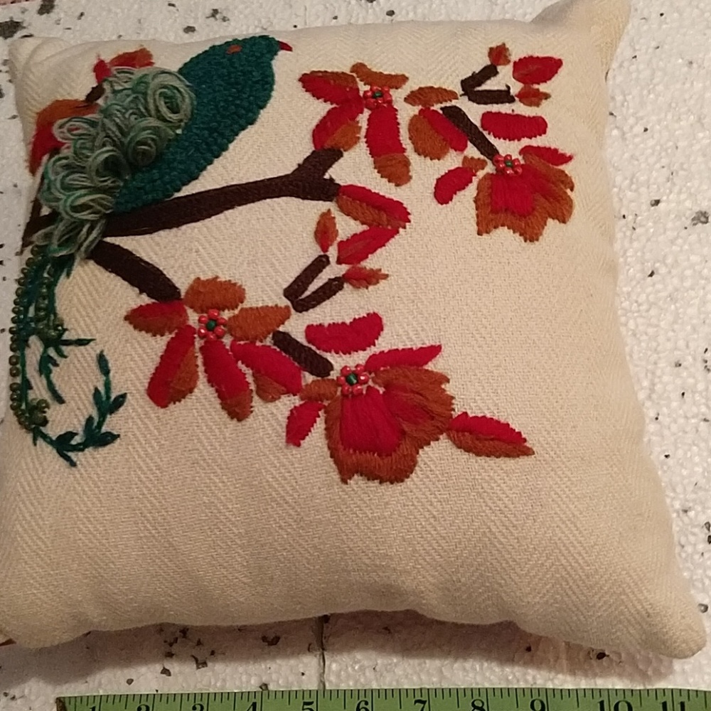 Decorative pillow